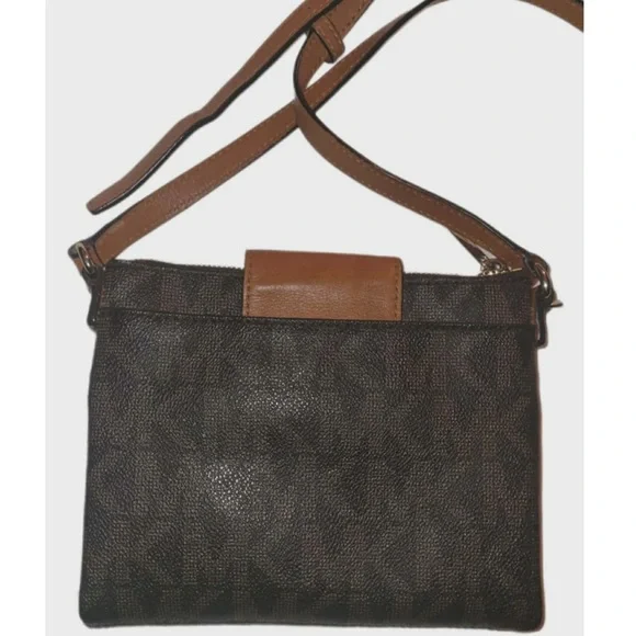 Michael Kors MK Signature Crossbody Bag Purse - Picture 3 of 13